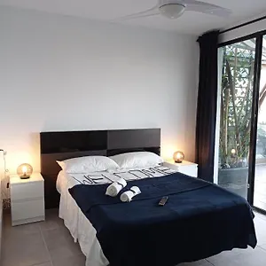  Habitación en casa particular Clark Suites Habitaciones España